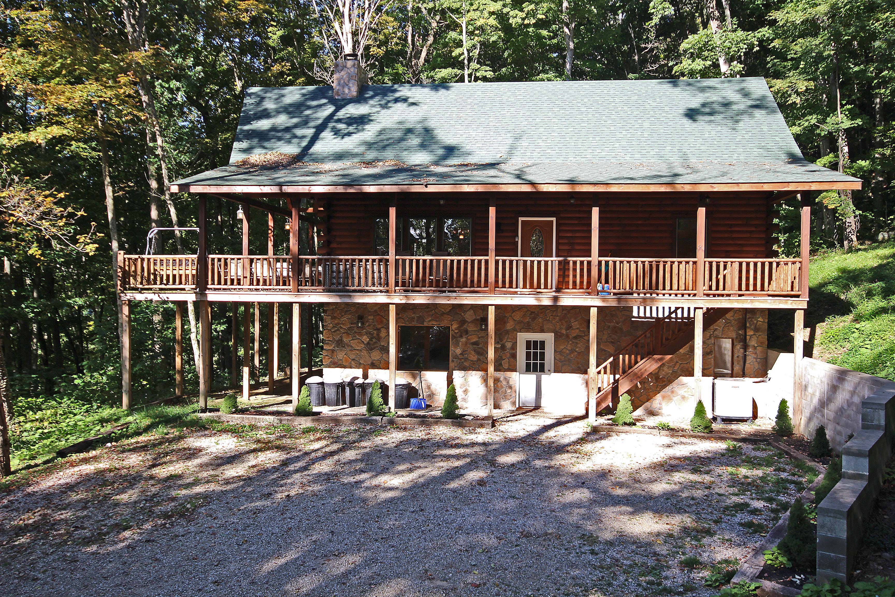 Rocky View Lodge - Hocking Hills Serenity Cabins - Hocking Hills, Ohio